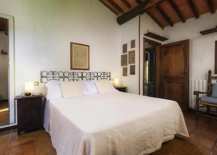 빌라 Podere Caprarecce 8, Emma Cana