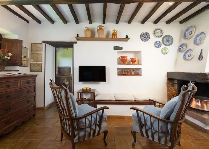 Podere Caprarecce 8, Emma Cana